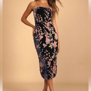 Lulu’s Buy You Flowers Dress
